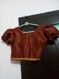 Maroon Swirl Puff Sleeve Blouse