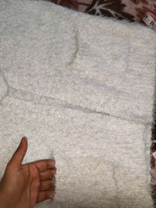 Beautiful - White Fur Winter ❄️ Shrug