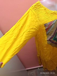 Xxl Avaasa Yellow Printed Kurta