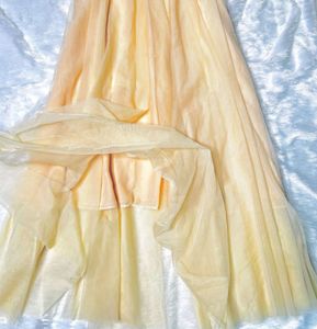 Elegant Yellow Pleated Tulle/Mesh Skirt