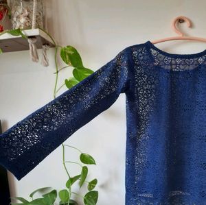 Stunning full sleeve blue top