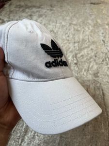 Adidas Big Embroidery logo cap