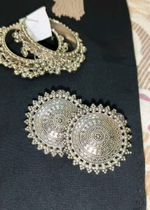 Earings