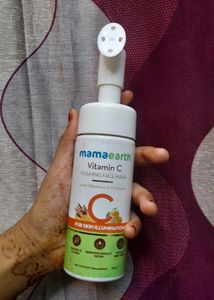 combo of Mamaearth Vitamin C Facewash And St Botanica Pure Castor Oil