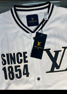 Lv Tshirts For Men New With Tag