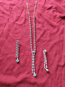 2 Color Necklace With Earings