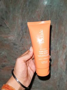 Dot &amp; Key Gentle Face Wash