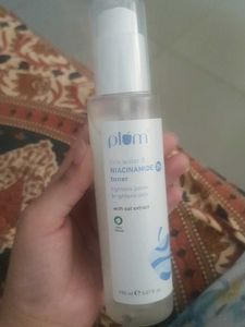 Plum Niacinamide Skincare Kit