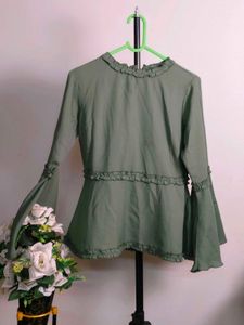 Ruffled Bell Sleeve Full top