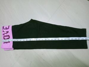 Offer For Black 3/4 Capri💞🖤