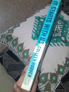 It Starts With Us - Colleen Hoover