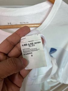Under Armour Tee