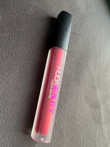 Huda Beauty Liquid Matt Lipsticks