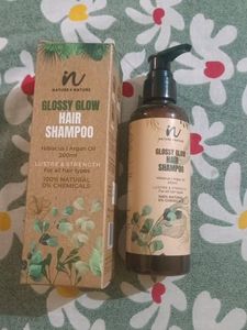 🌿 Nature 4 Natur – Glossy Glow Hair Shampo