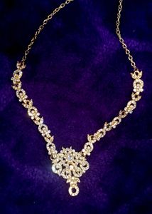 Elegant Gold Necklace