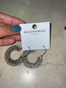 SET OF 7 EARRINGS