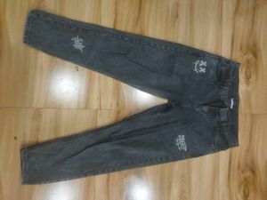 Jeens Pant