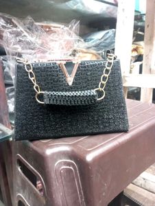 😍Stylish Black 🖤 Sling Bag