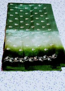 Emerald Green Embellished Silk Sare2