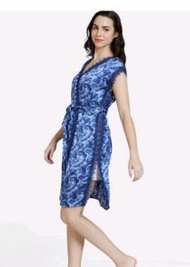 Zivame Artsy Leaves Woven Robe -medievel Blue