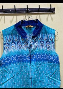 Aurelia Kurta Size M