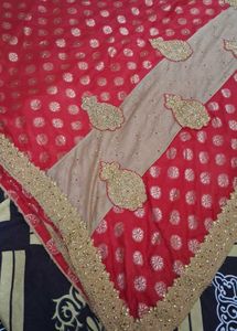 Gorgeous Red&amp; Gold Embroidered Banarasi Saree