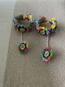 Brand New Fixed Price  Flora Jewellery