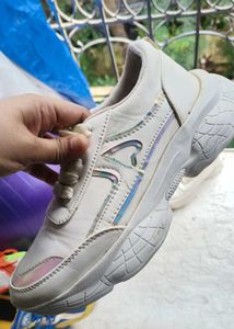 🔥 Sale 🔥Stylish White Sneakers for women