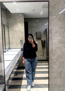 black collar woolen top