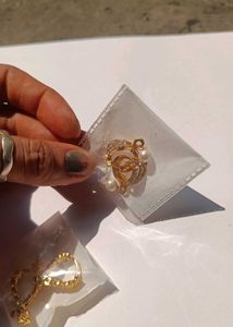 Earings Pair Of 6
