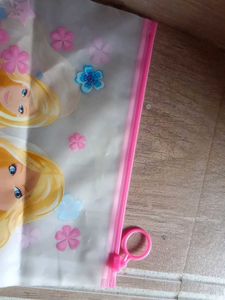 Barbie Zipper Pouch