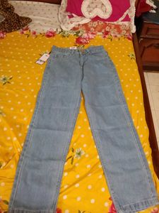 Zara Light Wash Jeans