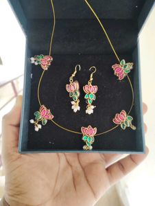 OfferLotus Pendant Kundan Invisible Chain Necklac