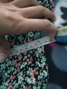 Cute Floral Printed Crop Top (Women&#39;s)