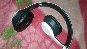 P47 Wireless Bluetooth Headphones - New