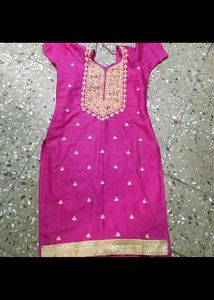 Set Of 2 Kurtas