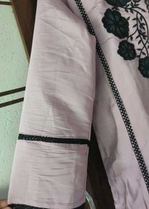 New Pakistani Embroidered Kurta Set