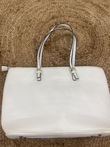 Micheal Kors Handbag, Branded Shoulder Bag