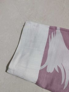 Straight Fit Kurta With V-neck Lace.