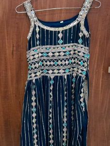 Woman&#39;s Net Suit Set