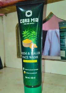 Cara Mia Neem &amp; Haldi Face Wash