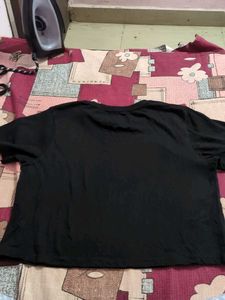 Black Graphic Print T-Shirt