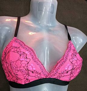 Pink Lace 30 CBra🖤