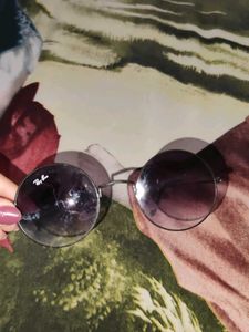 Ray-Ban Round Sunglasses