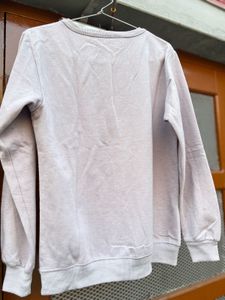 Stylish Lavender Sweatshirt