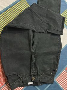 Black High-Waisted Jeans (fit 28-30)