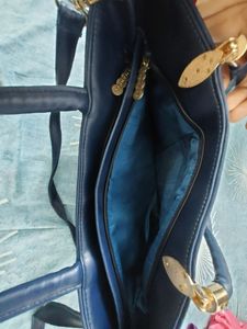Stylish Handbag 👜