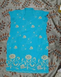 Floral Embroidered Kurta