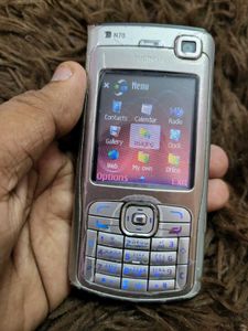 Nokia N70