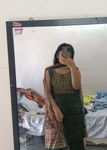 Pakistani Style Suit